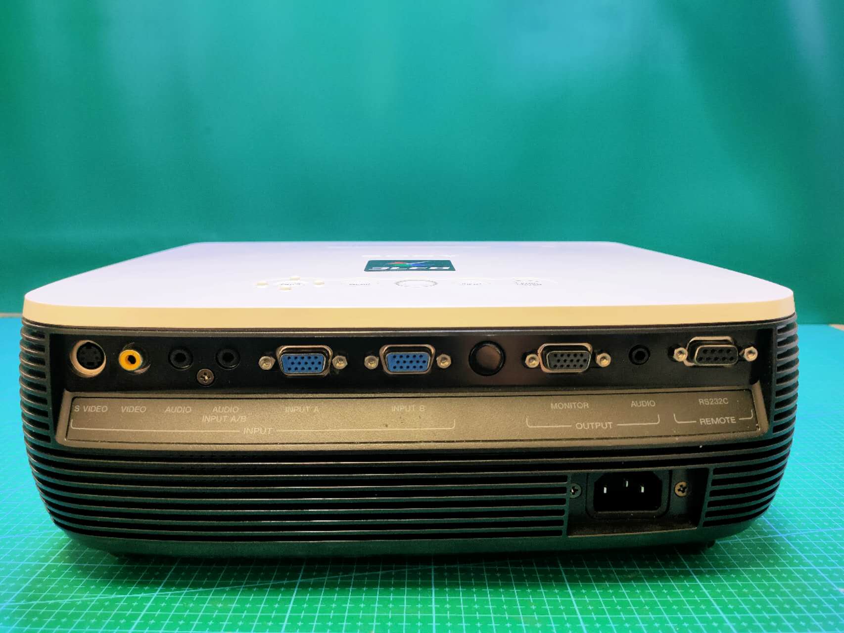 Projector Sony VPL-EX4 For Home Use Projectors - Retail & Event Display - projection effect or use-case view