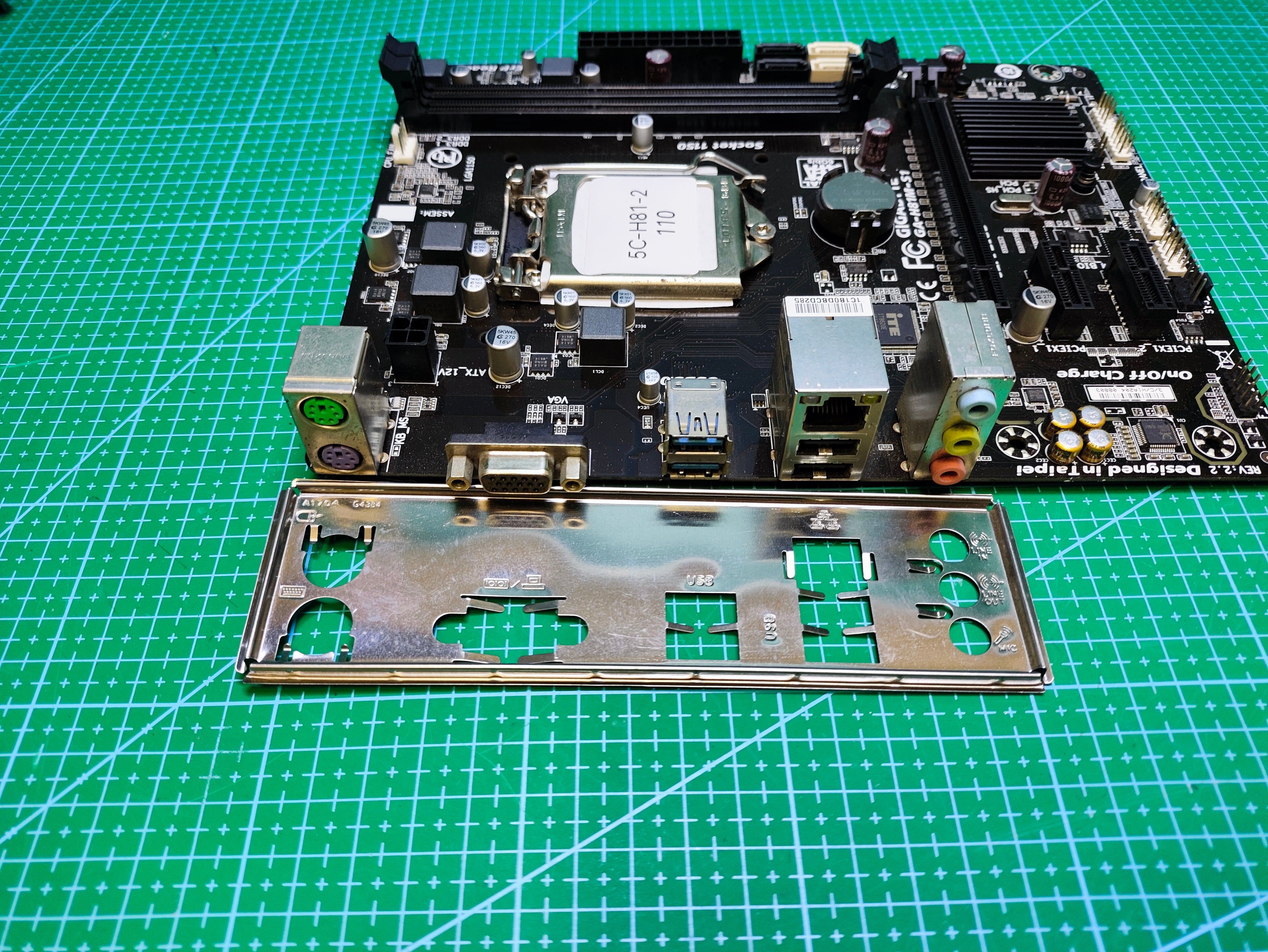 GIGABYTE H81 Motherboard LGA 1150 Intel 4th 5th Gen - Refurbished 90-Day Warranty - rear ports and connector detail
