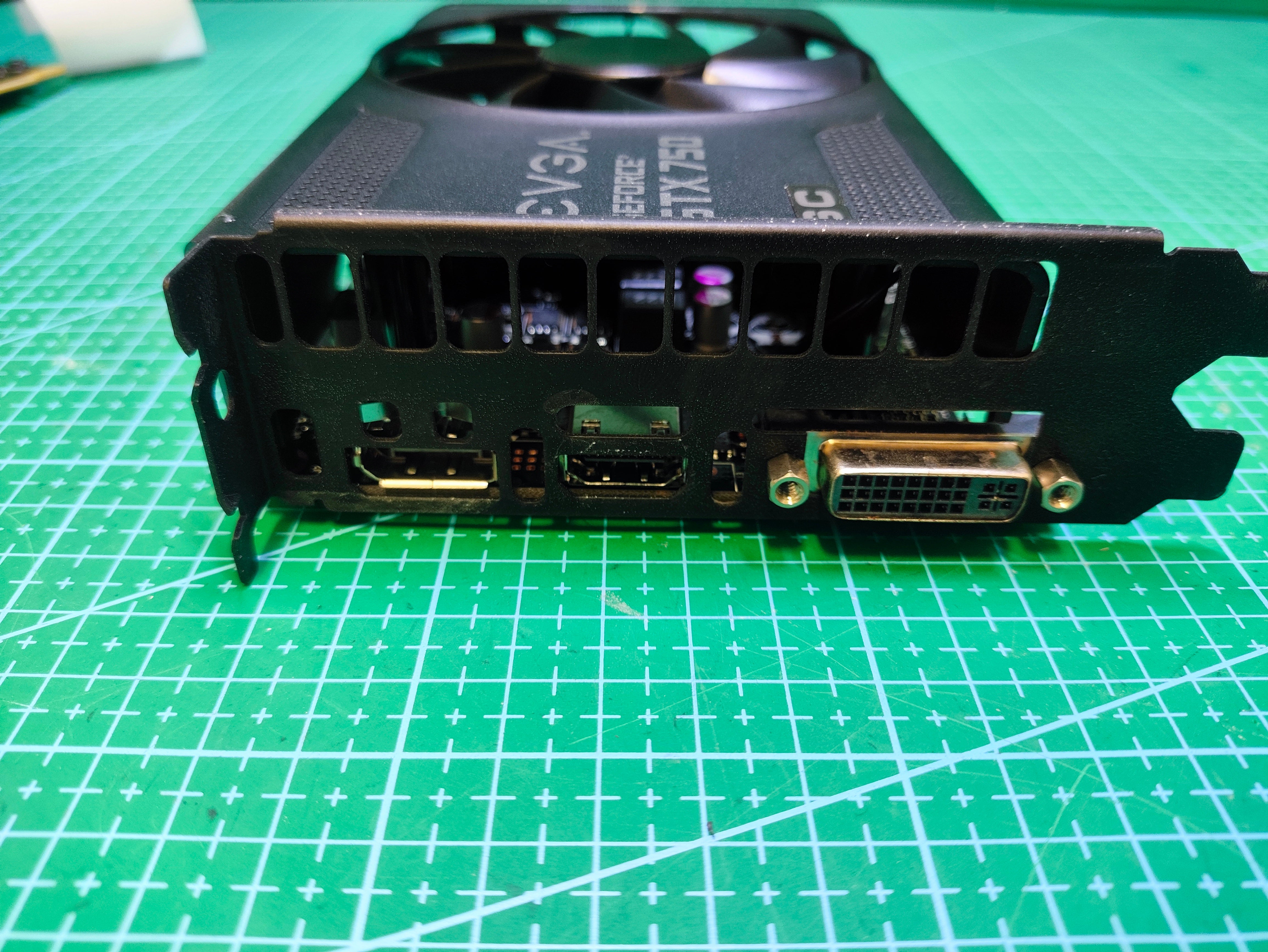 EVGA GeForce GTX 750 1GB Graphics Card - additional detail photo 5