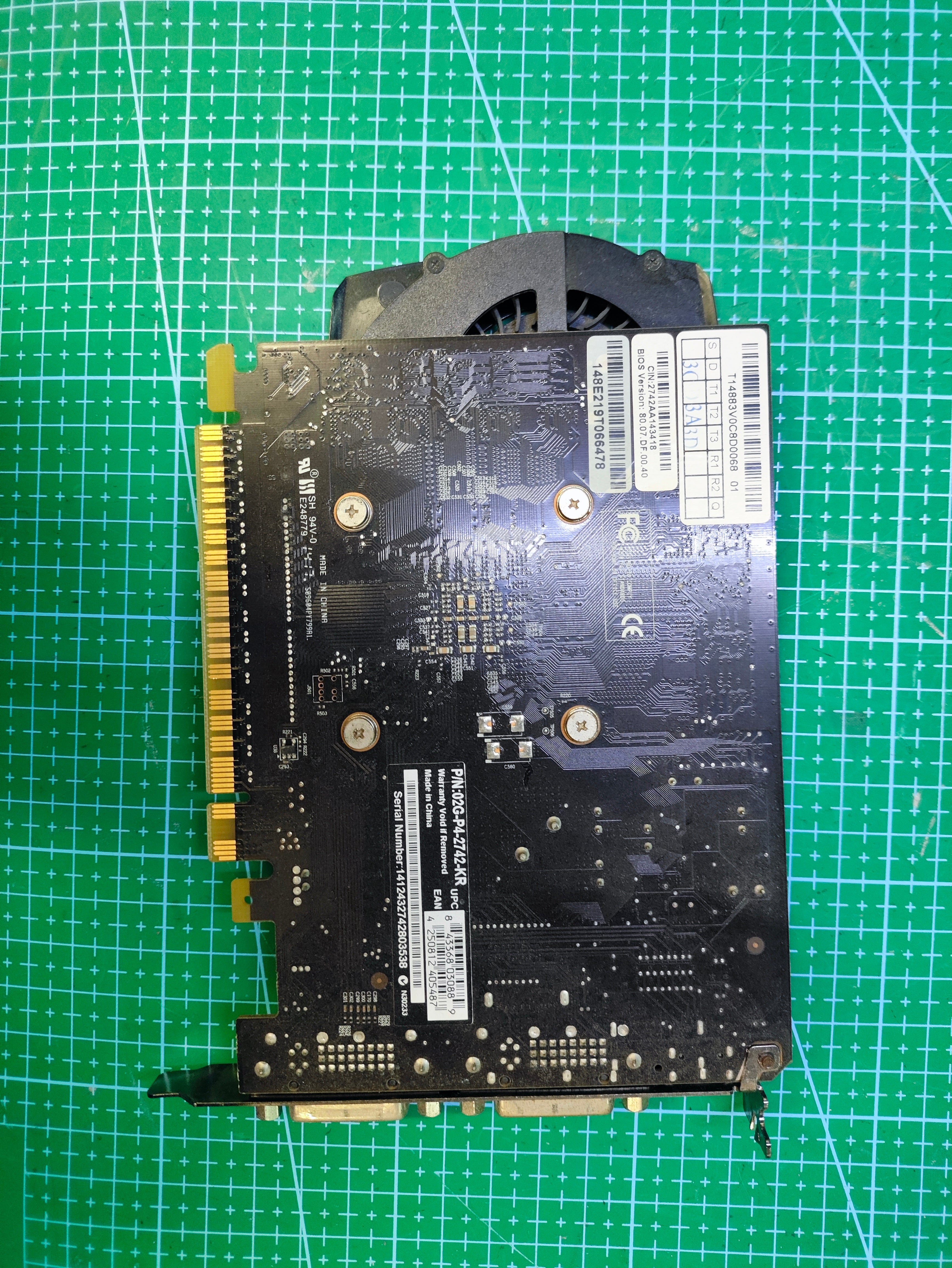 EVGA GeForce GT 740 2GB Superclocked GPU - included item or label detail