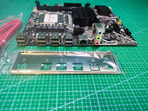 INTEL X58 Motherboard LGA 1366 i7 / XEON - Tested Refurbished Board - rear ports and connector detail