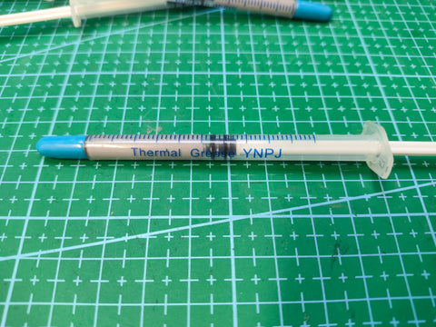 Thermal paste for desktop laptop graphics card and CPU 4g - label and part-number detail
