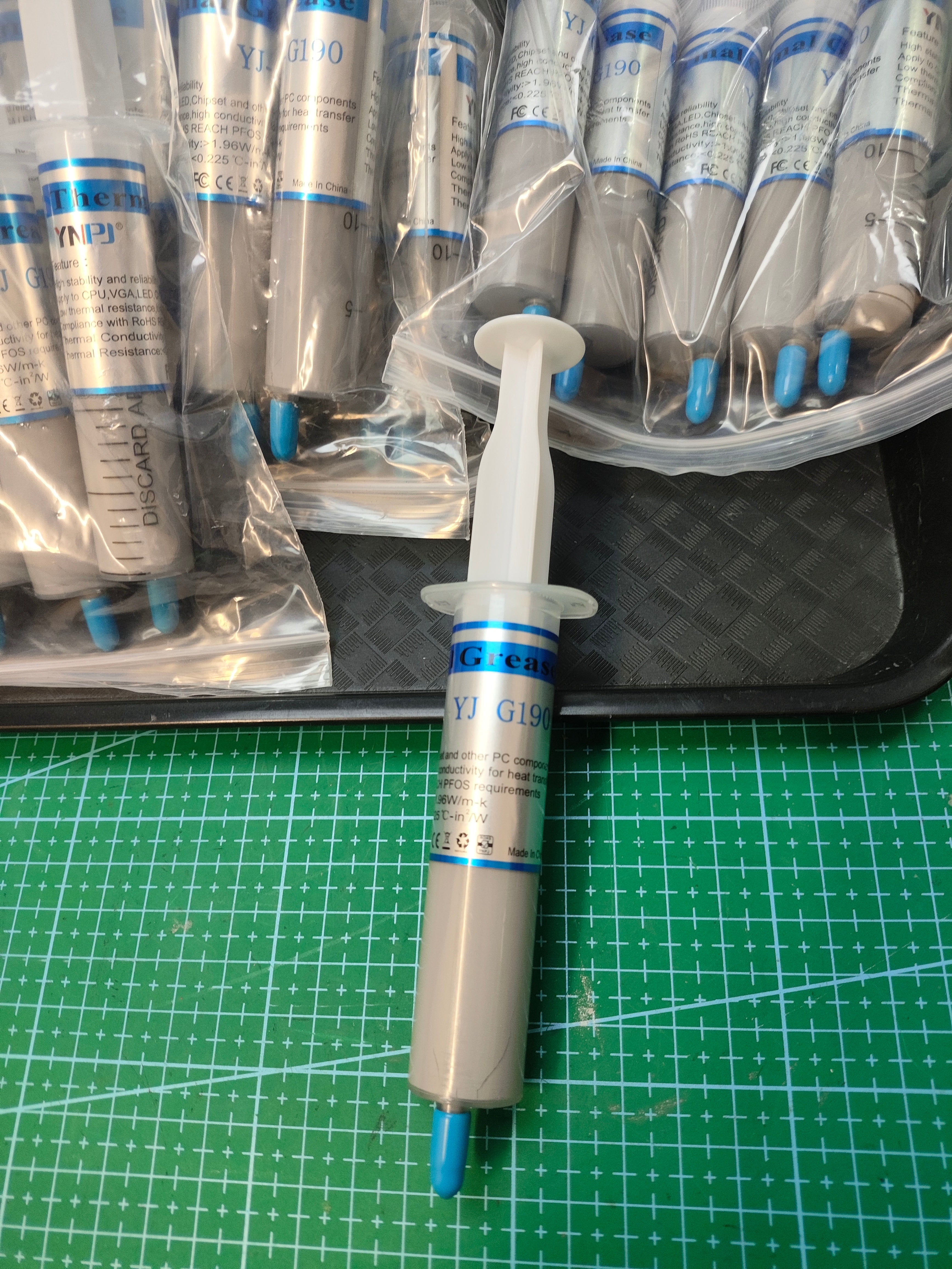 Thermal paste for desktop laptop graphics card and CPU 30g - processor main view