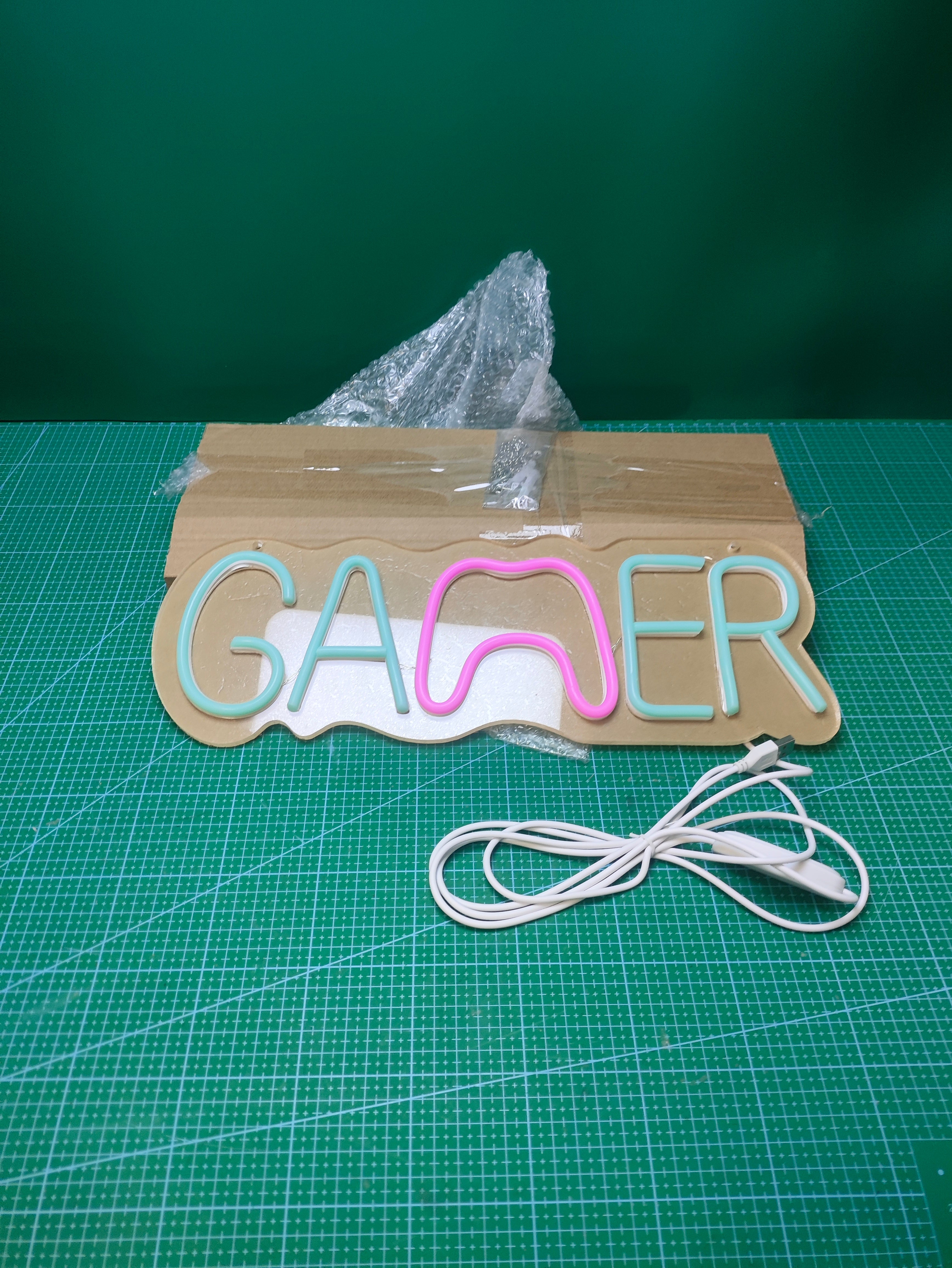 GAMER LED Neon Sign - Dimmable, USB Powered - detail photo