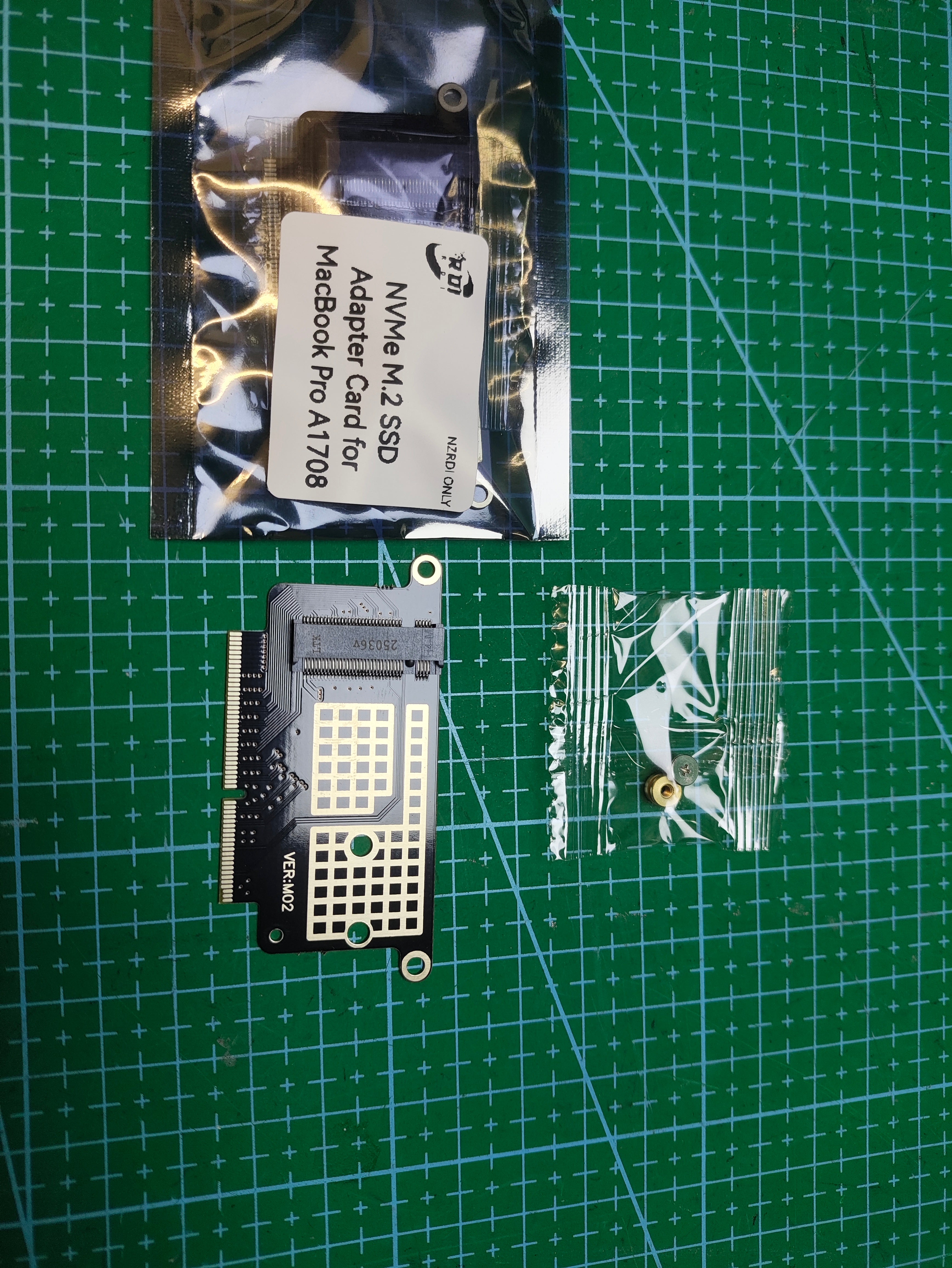 NVMe M.2 SSD Adapter Card for MacBook Pro A1708 - label and capacity detail