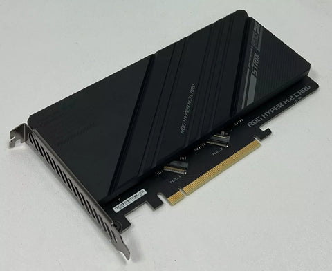 ASUS ROG Hyper M.2 PCIe 5.0 Card - Dual NVMe Slots - connector or module detail